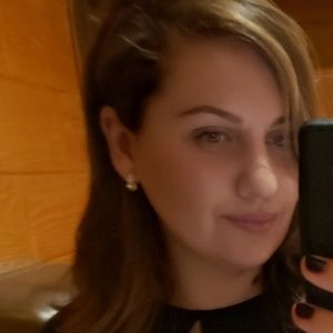Meet your Posher, Ina